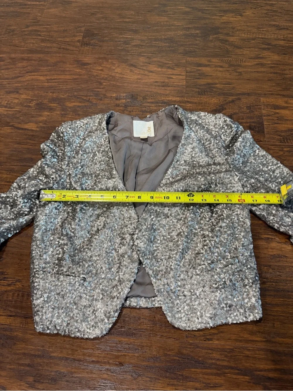 Line & Dot Gray/Pewter Color Sequin Cropped Jacket Size XS